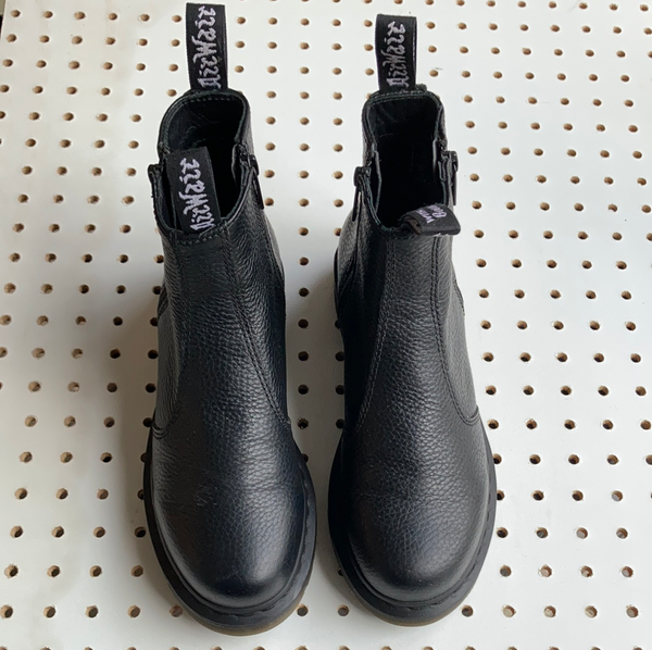 New Dr Martens black zip ankle boots size 6 eu39 Roundabout
