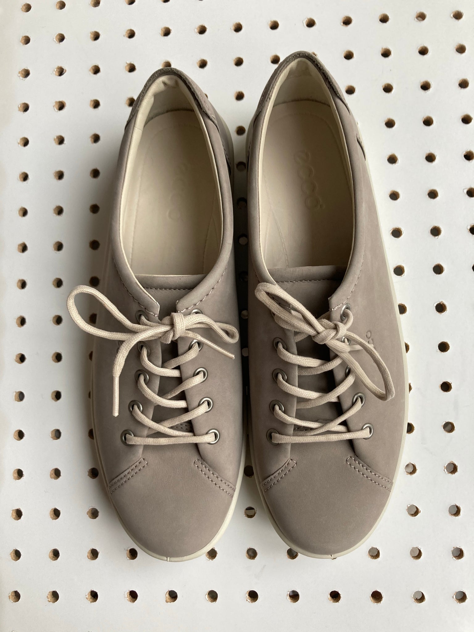 Ecco leather grey lace ups size 42