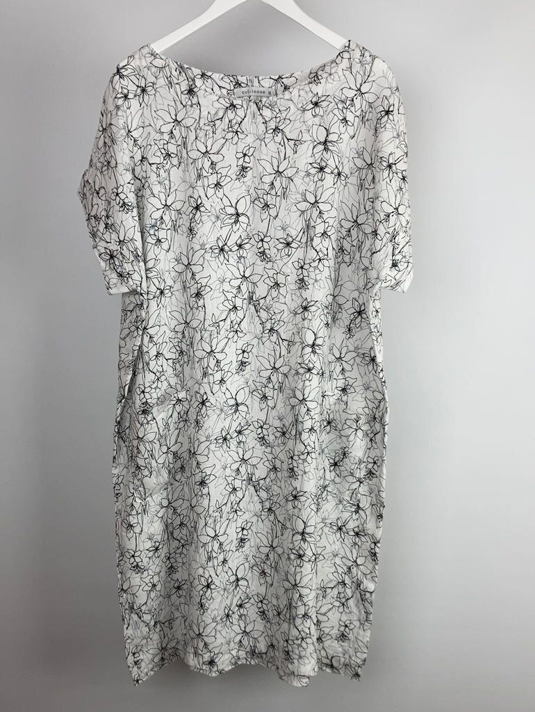 Cut loose linen dress online