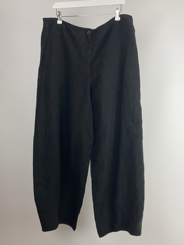 Oska black linen trousers size 5(uk18/20)